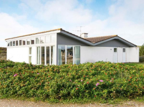 Serene Holiday Home in Jutland with Sauna